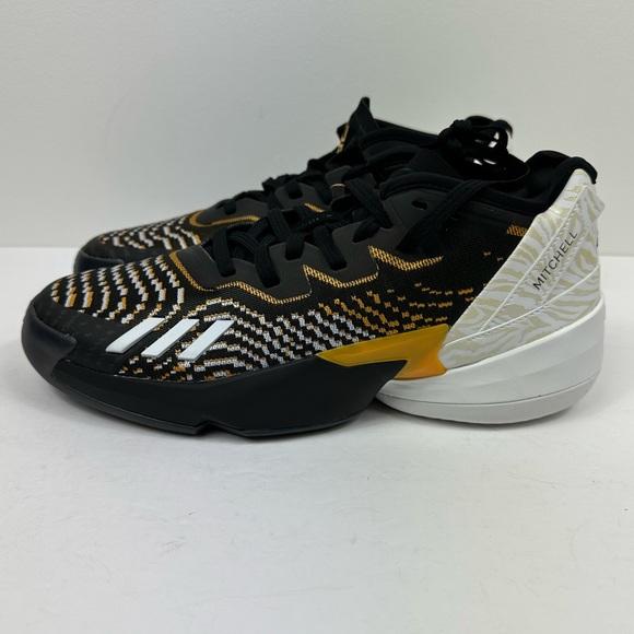Men’s Rare Adidas DON Issue 4 Tiger US 10.5 Grambling State - Picture 1 of 10